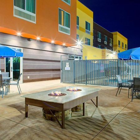 Fairfield Inn & Suites By Marriott Bakersfield North/Airport Екстер'єр фото