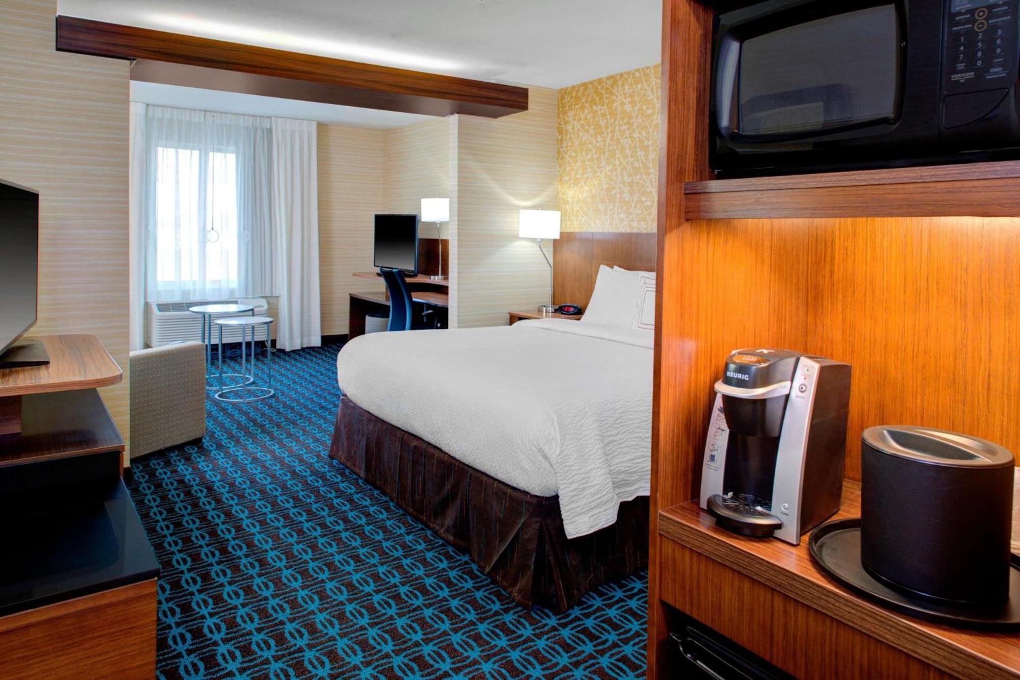 Fairfield Inn & Suites By Marriott Bakersfield North/Airport Екстер'єр фото